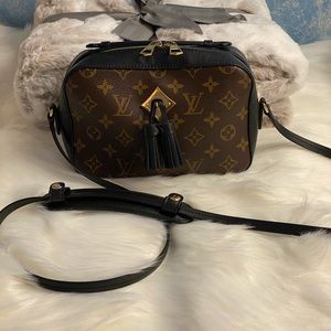 Louis Vuitton Saintonge Monogram Canvas